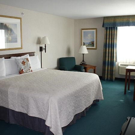 Baraga Lakeside Inn Exterior foto